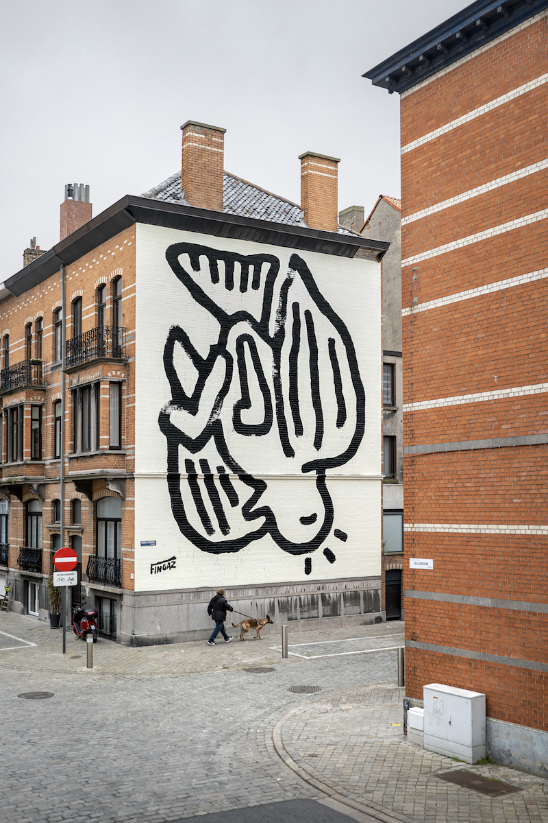 Broken Fingaz - ACC Art Books - Touch of Modern